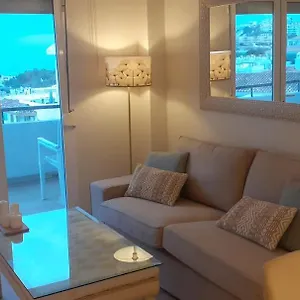 apartamento-atico-en-mijas-costa-con-piscina.1costadelsol.com/